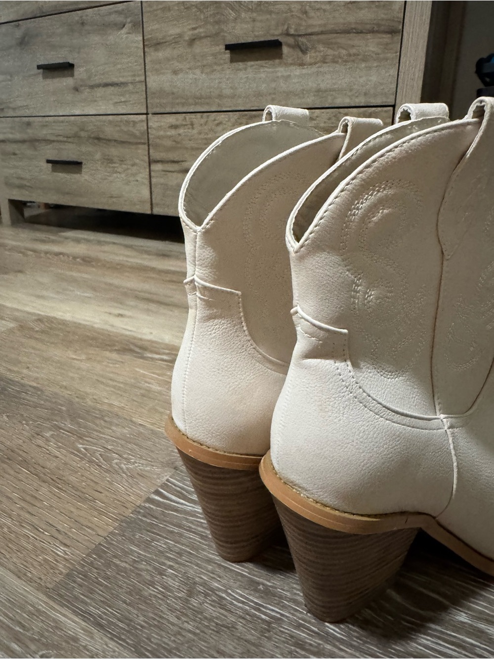 Billini Ivory Western Ankle Boots with Stacked Heel - Picture 4 of 6